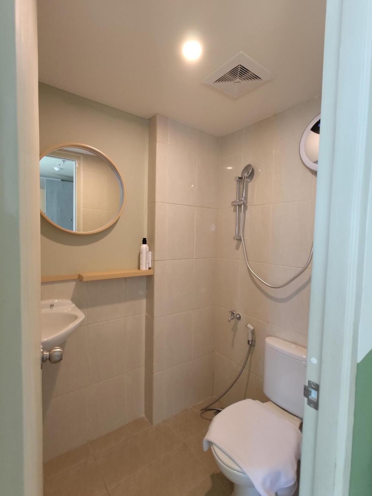 Hotel Osaka Pik2 Tangerang Luaran gambar