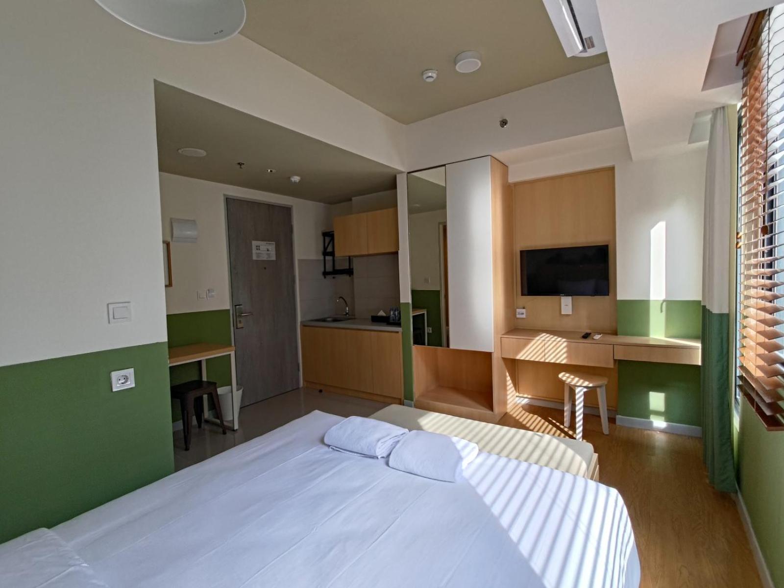 Hotel Osaka Pik2 Tangerang Luaran gambar