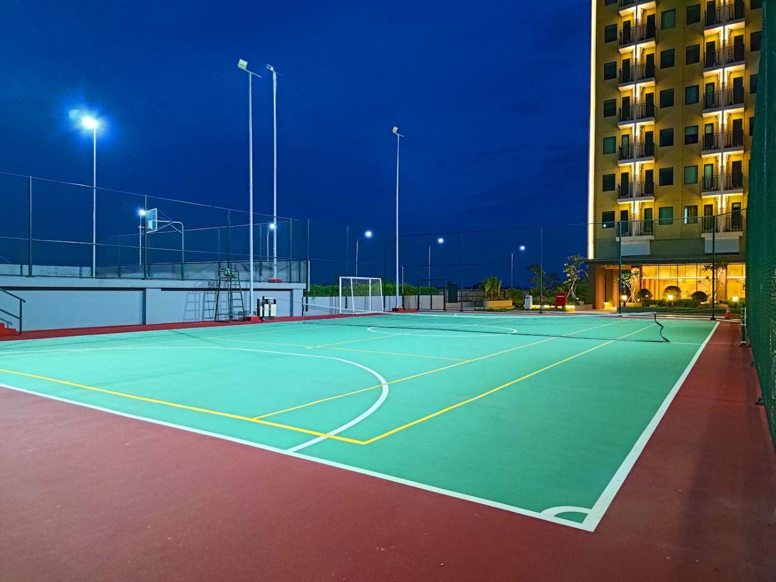 Hotel Osaka Pik2 Tangerang Luaran gambar