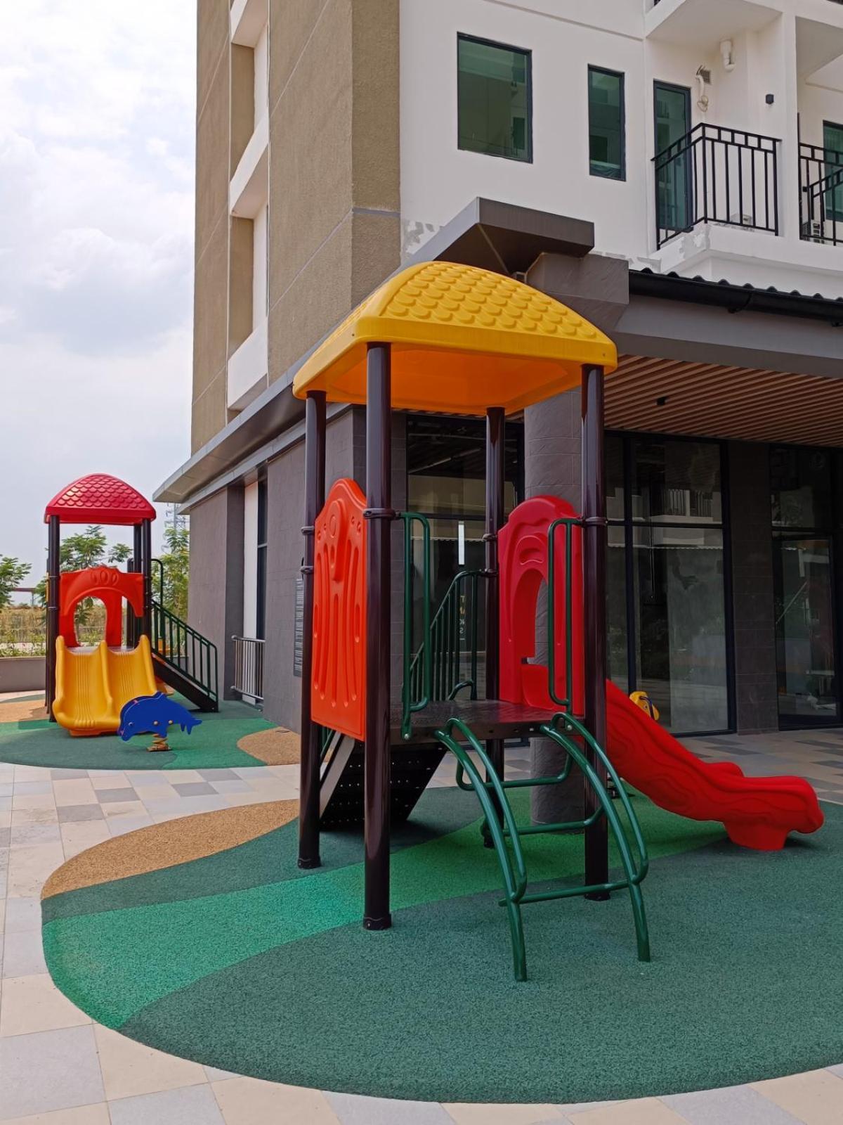 Hotel Osaka Pik2 Tangerang Luaran gambar